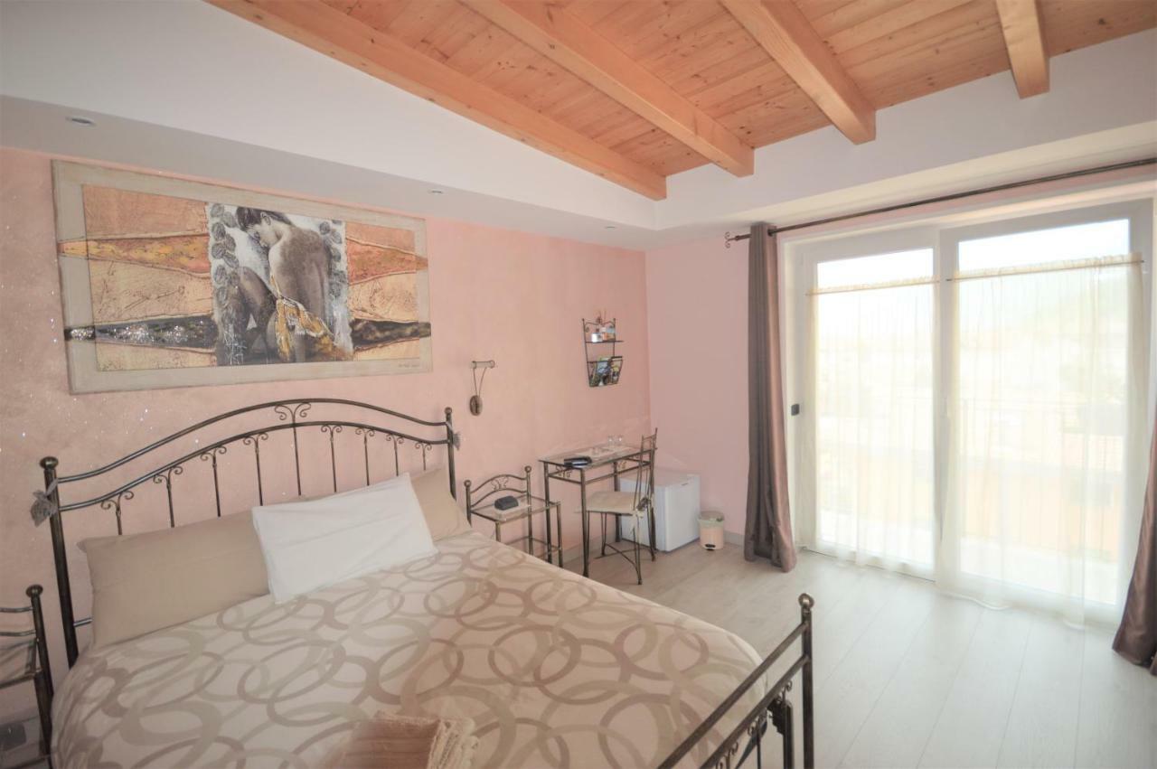 B&B La Vecchia Tipografia - Lago D'Idro Ponte Caffaro エクステリア 写真